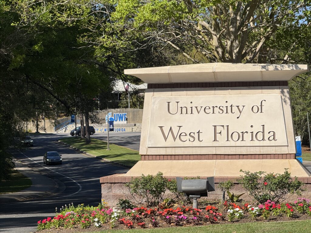 University of West Florida orders dorms evacuated on less than a day’s notice — Florida Phoenix, Bonita Springs Schools news