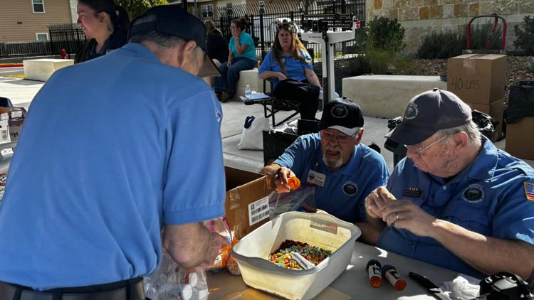 Kerrville collects 306 pounds of prescription drugs for safe destruction at take-back event — KENS 5 (San Antonio), Bonita Springs Health news